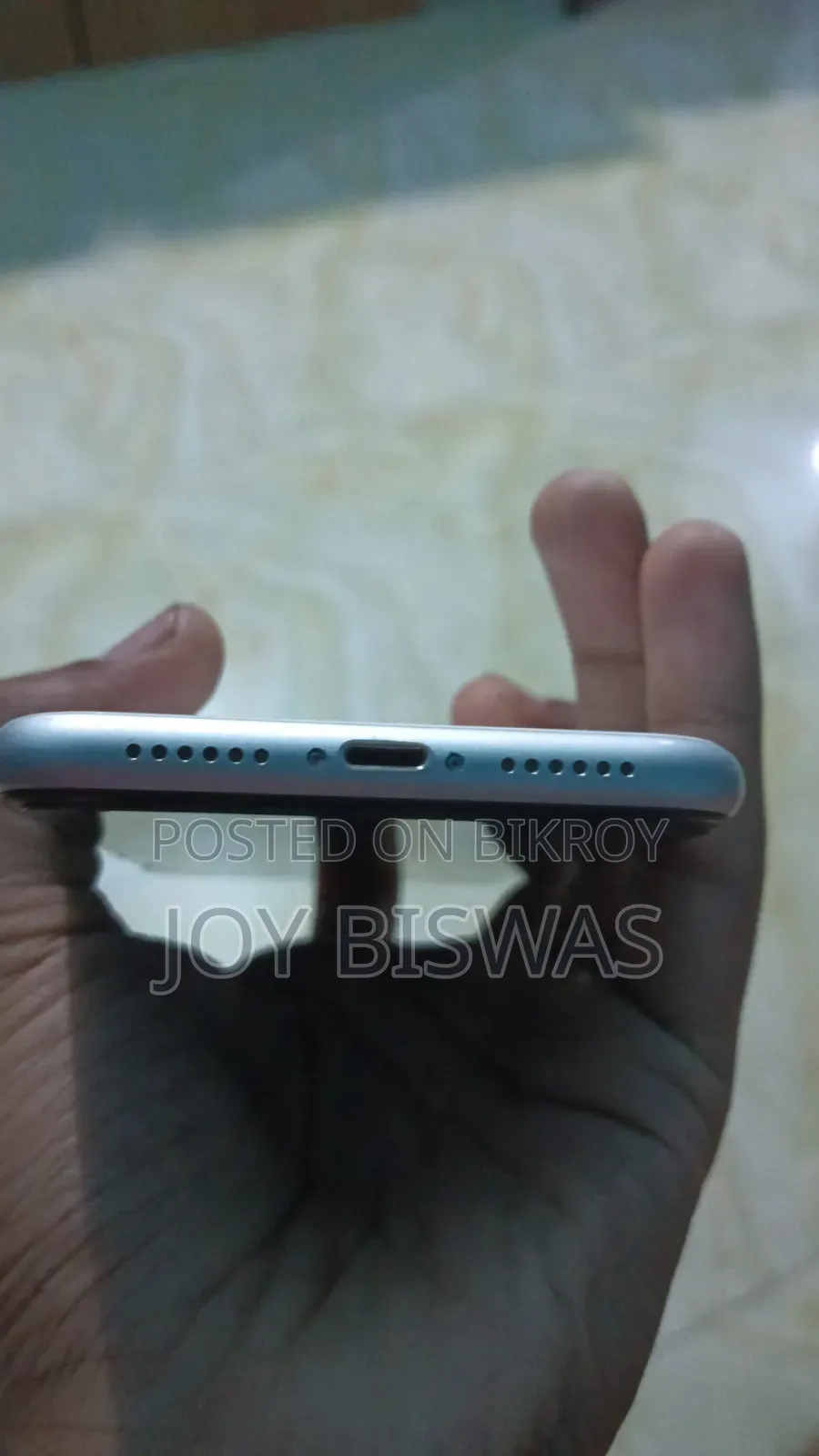 Apple iPhone XR 64 GB White