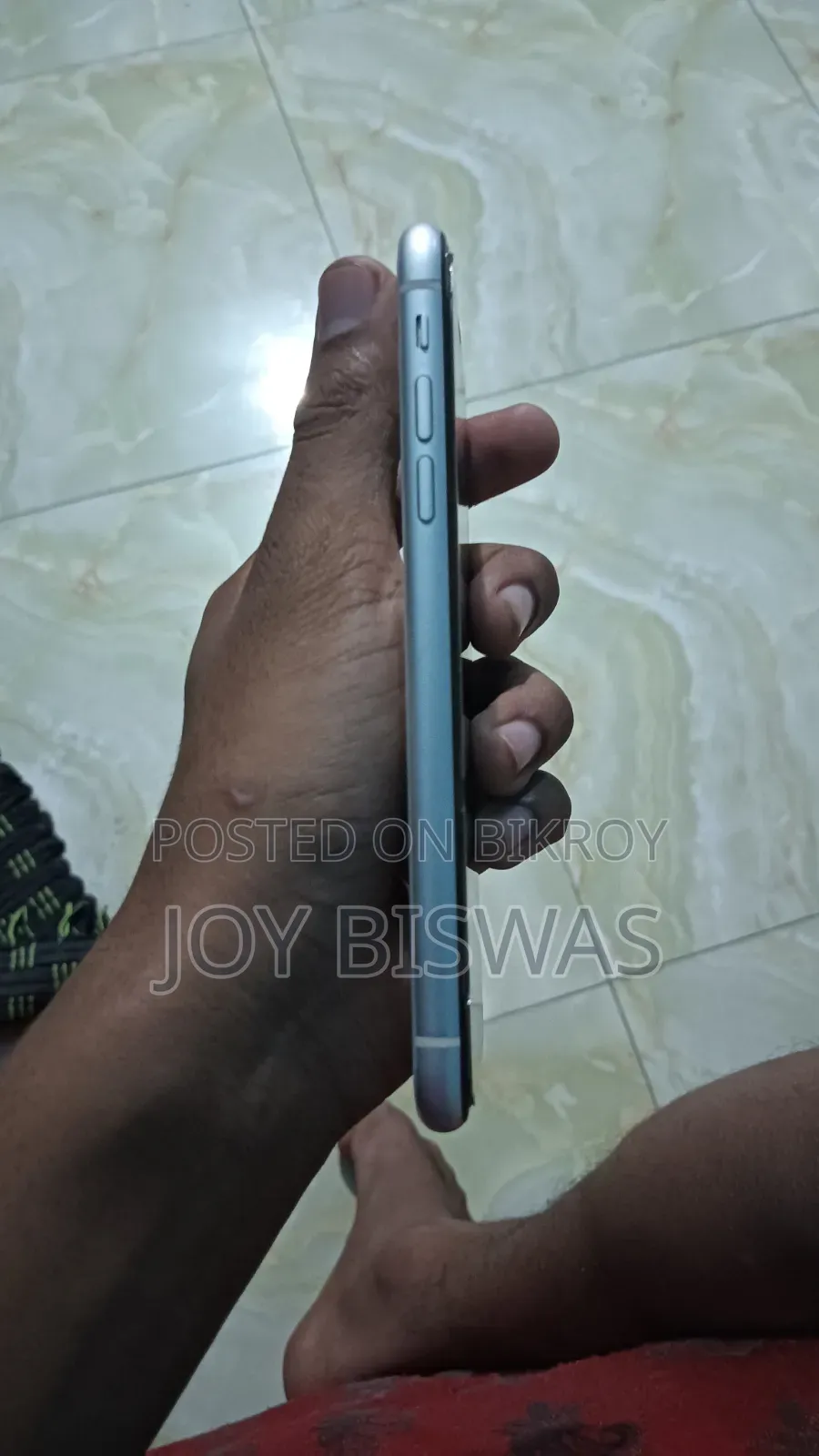 Apple iPhone XR 64 GB White