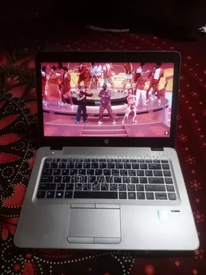 Laptop HP EliteBook 840 G8 8GB Intel Core i5 SSHD (Hybrid) 128GB