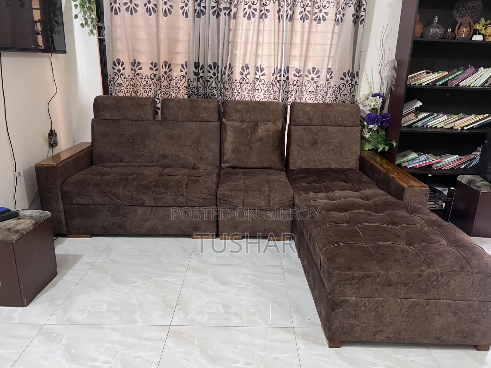 Divan Sofa Set