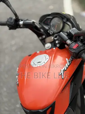 Bajaj Pulsar NS125 2024 Orange
