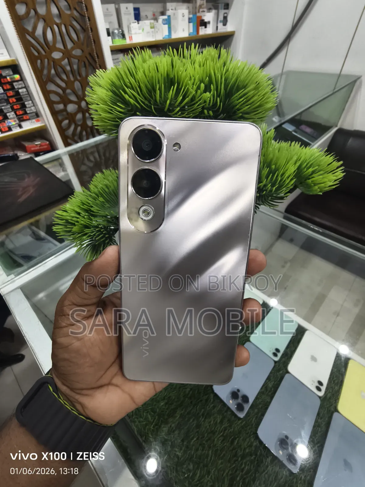 Vivo Y19 128 GB Silver