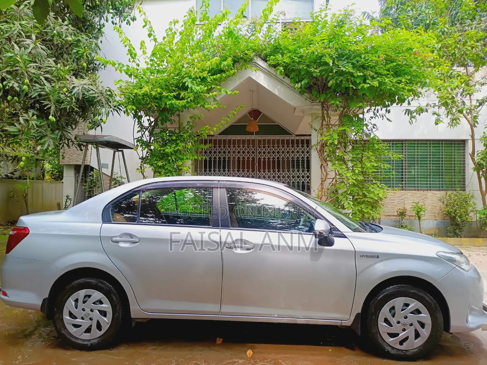 Toyota Axio 1.5 Hybrid 2WD 2020 Silver