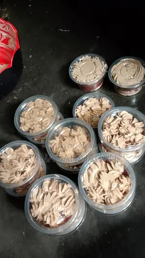 বাসার তৈরী মিনি জার কেক
