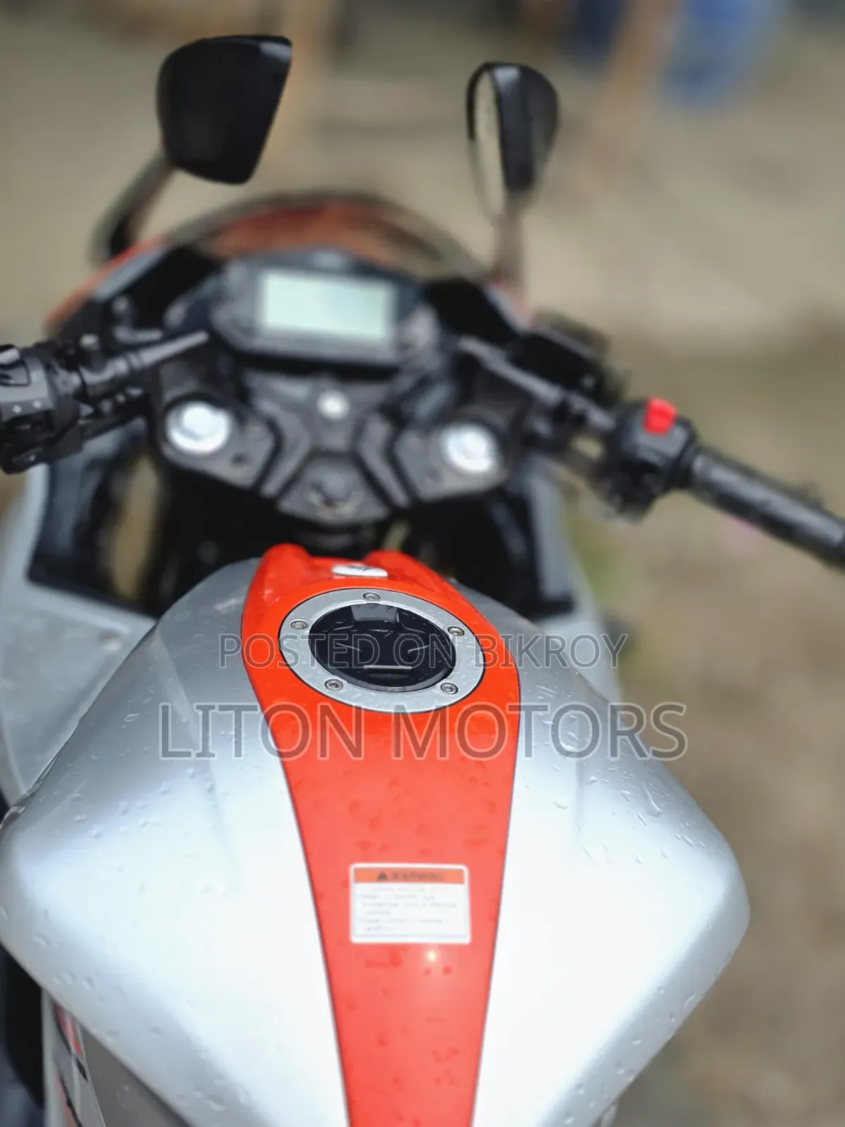 Suzuki Gixxer Fi ABS 2024 Gray