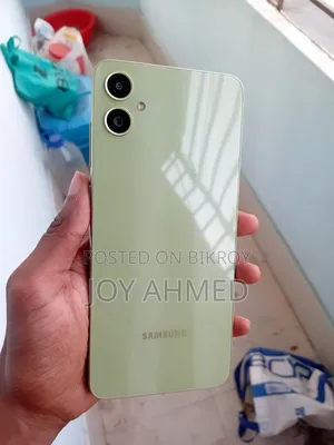 Samsung Galaxy A05 128 GB Yellow