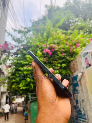 অ্যাপল আইফোন ১৩ ২৫৬ জিবি কালো