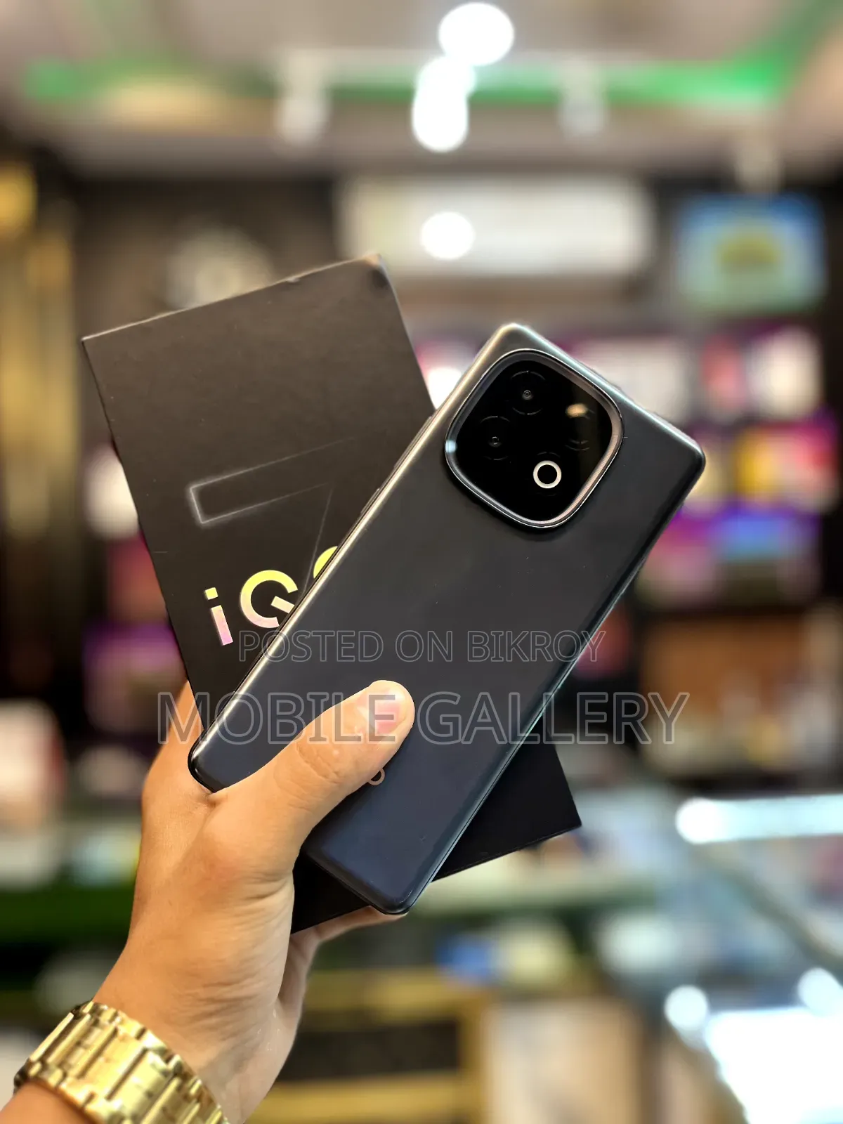 iQOO 256 GB Black