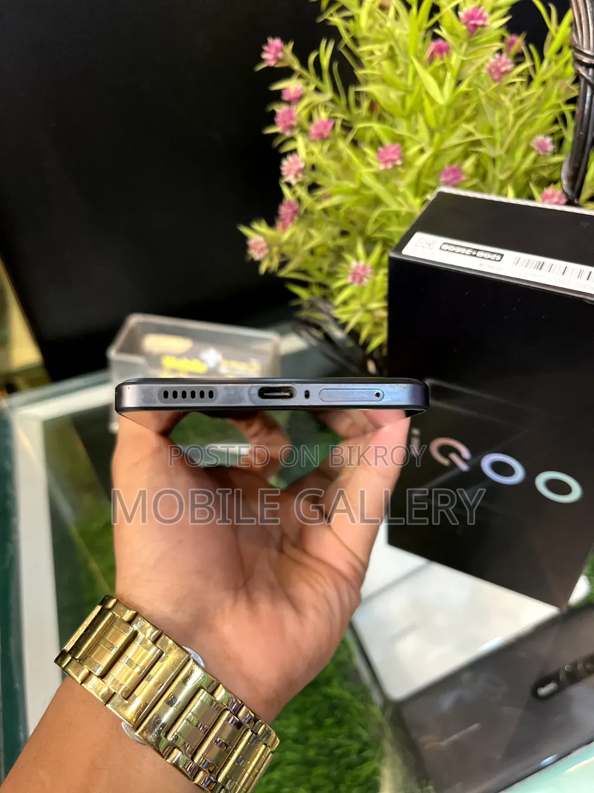 iQOO 256 GB Black