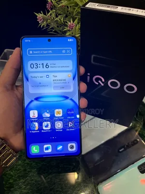 iQOO 256 GB Black