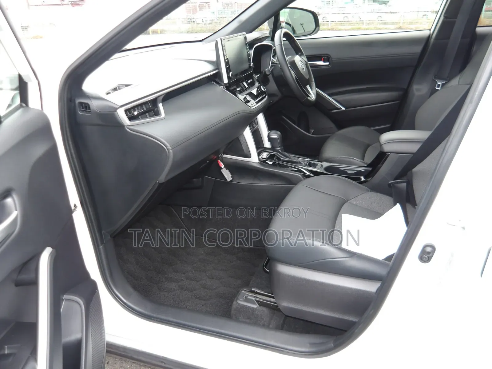Toyota Corolla Cross 2023 Pearl
