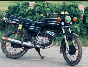 Yamaha 1997 Black