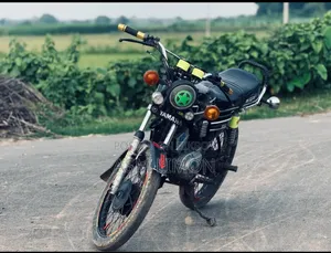 Yamaha 1997 Black