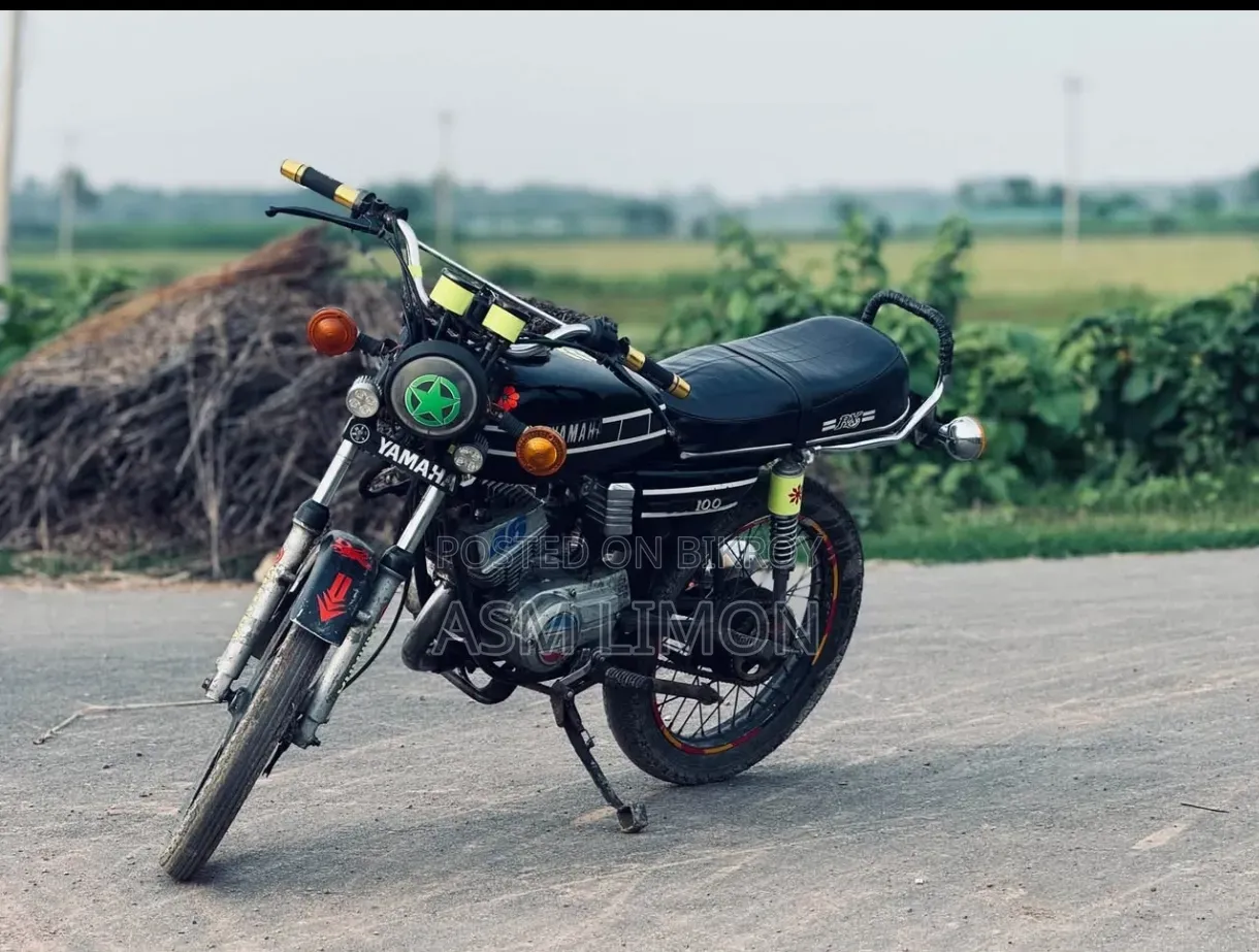 Yamaha 1997 Black