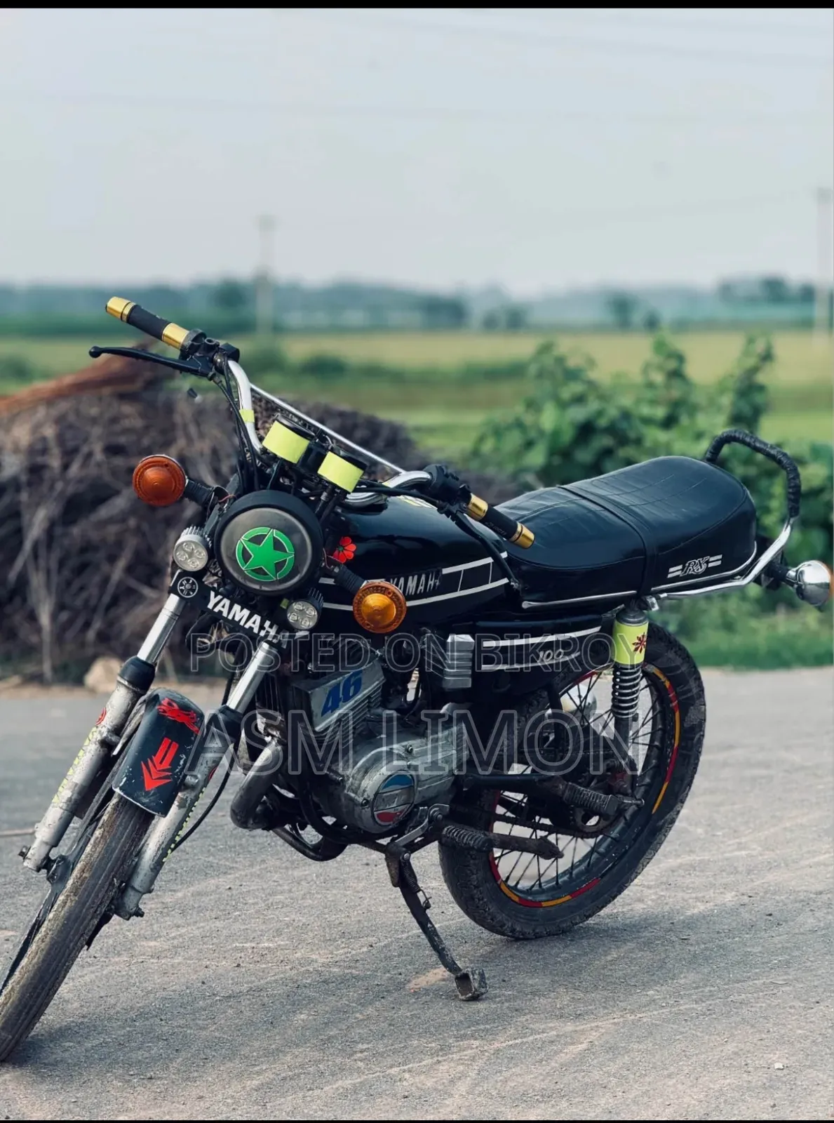 Yamaha 1997 Black