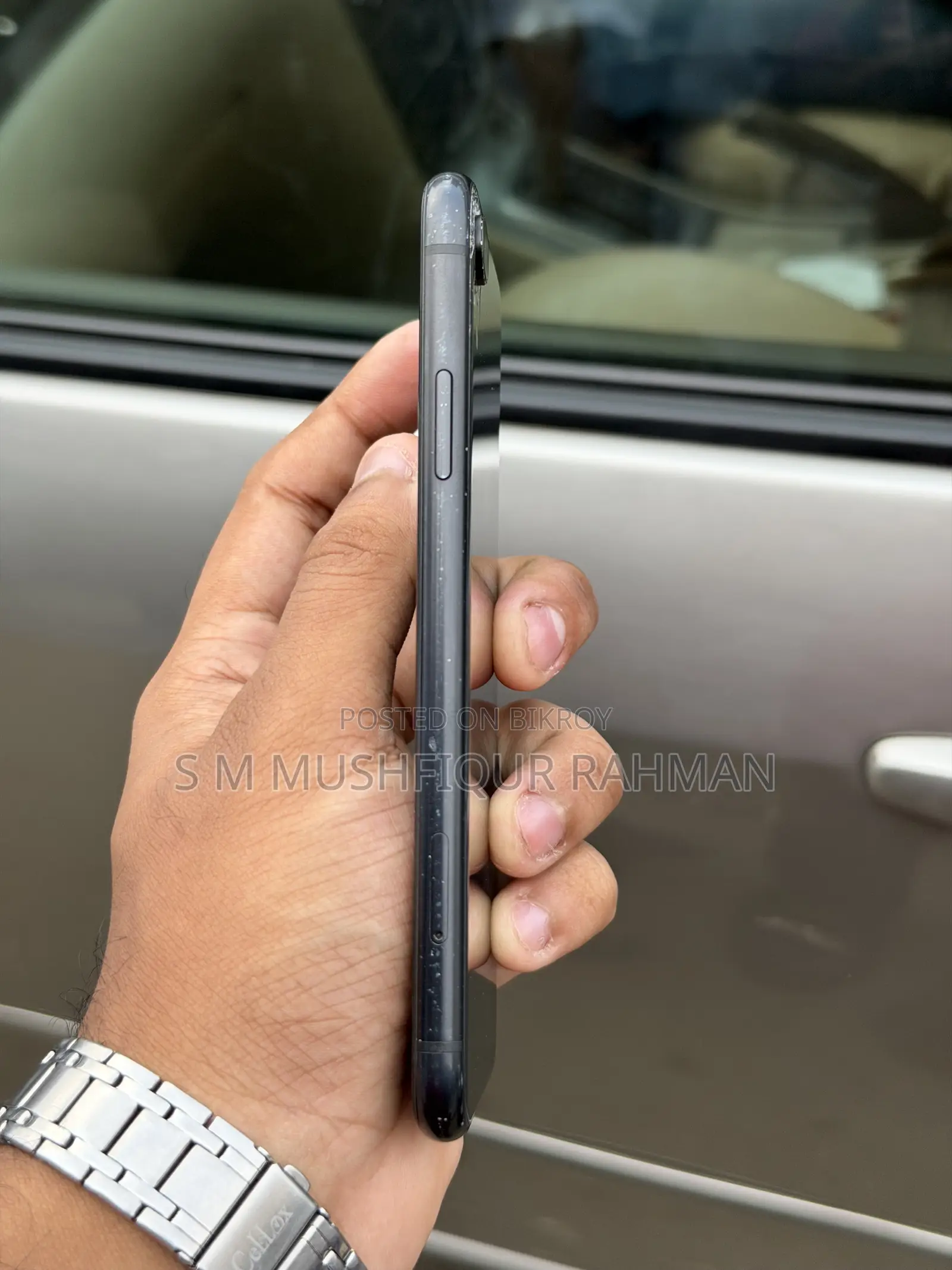 অ্যাপল আইফোন এক্সআর ৬৪ জিবি কালো