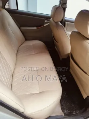 Toyota Corolla 2002 Gold