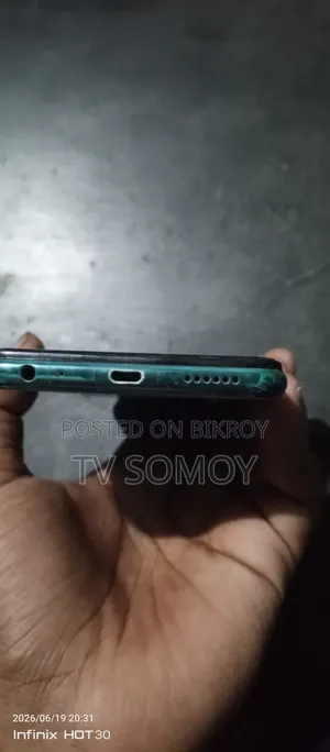 Vivo Y17 64 GB Green