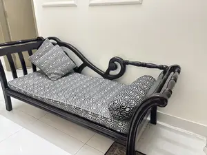 Divan Sofa