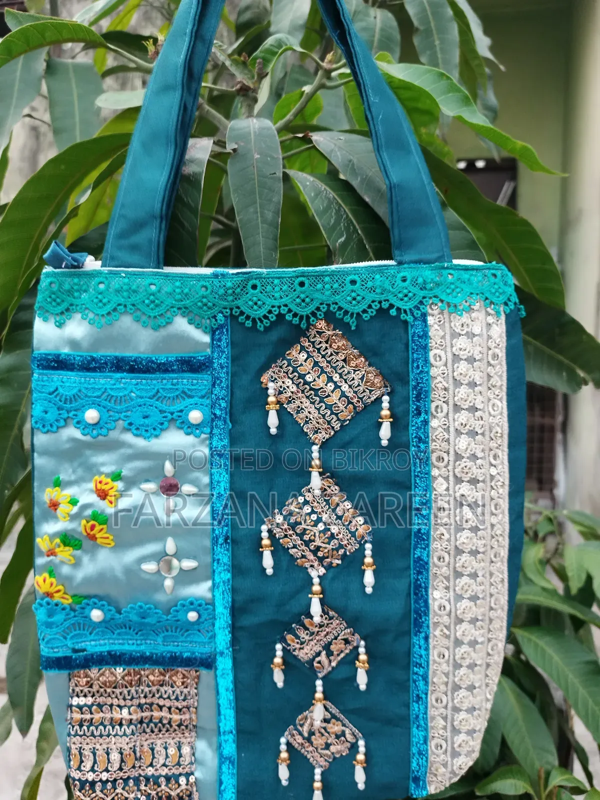 লেডিস হ্যান্ডব্যাগ