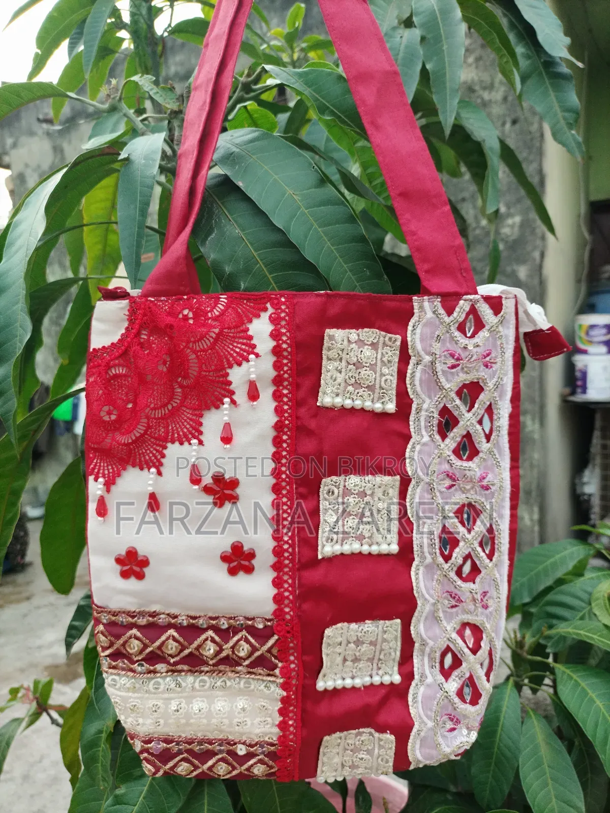 লেডিস হ্যান্ডব্যাগ