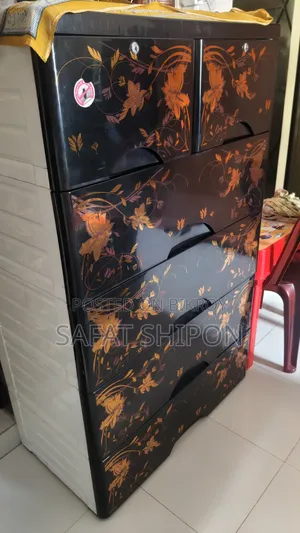 আরএফএল ৬ ড্রয়ার প্লাস্টিক ক্যাবিনেট ভালো অবস্থায়