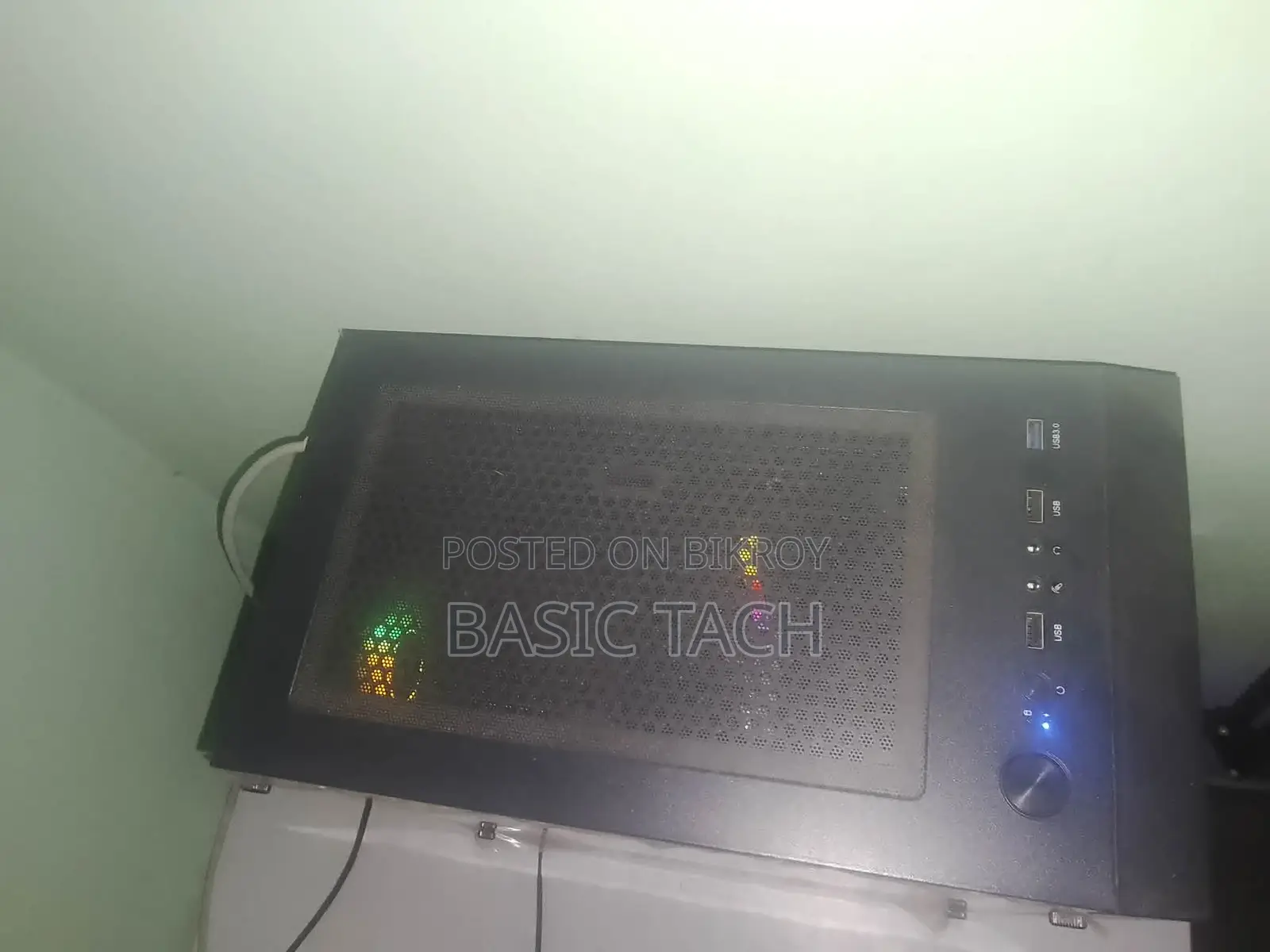 Desktop Computer MSI model 16GB AMD Ryzen 7 SSD 500GB