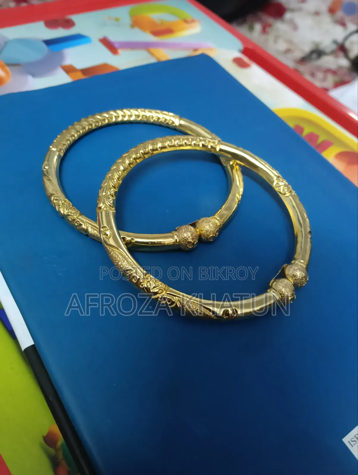 Gold-plated bronze bangle