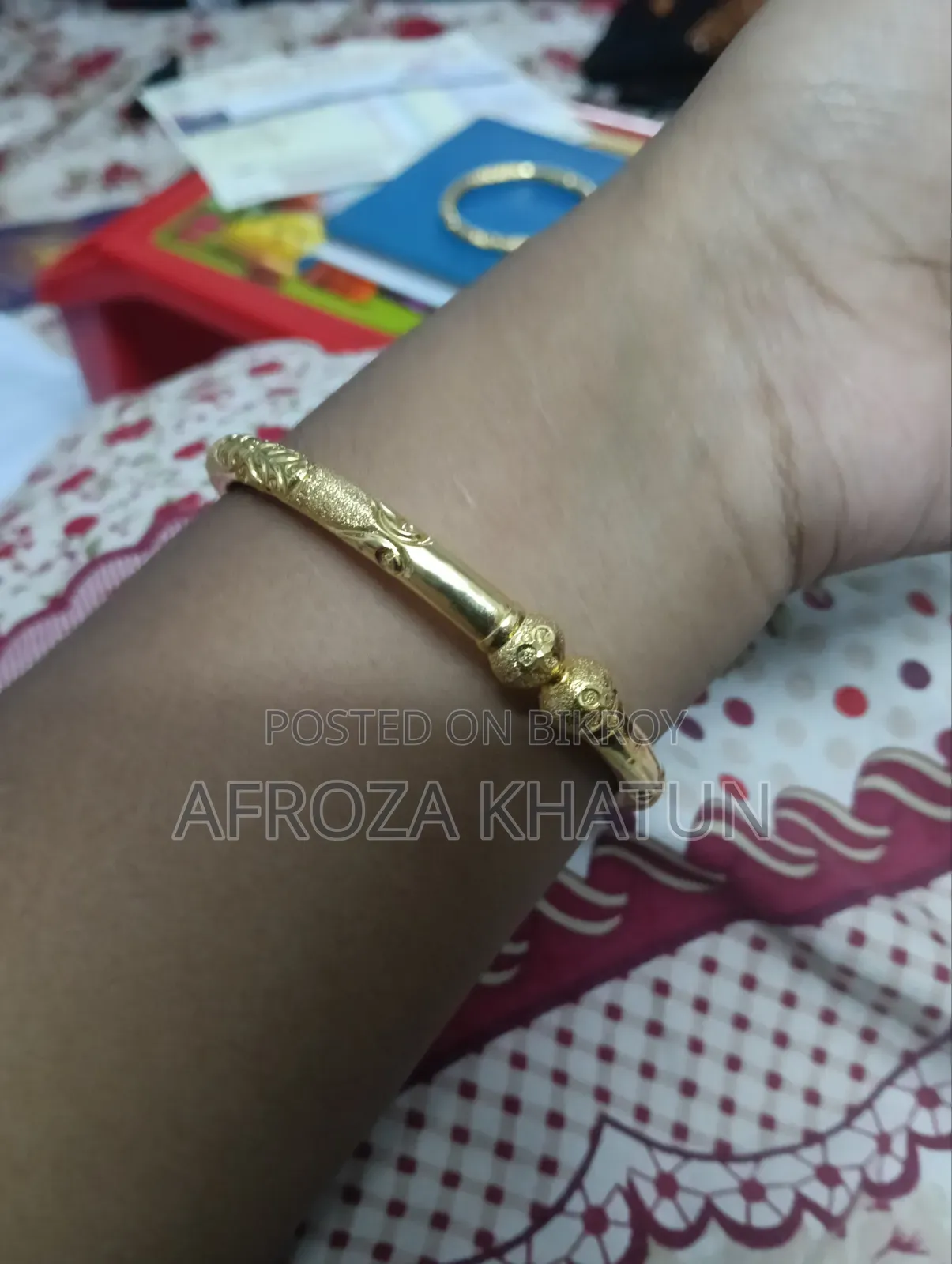 Gold-plated bronze bangle
