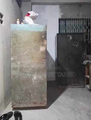 Sturdy Used Steel Almirah and Drawer Cabinet for Sale – Low Price