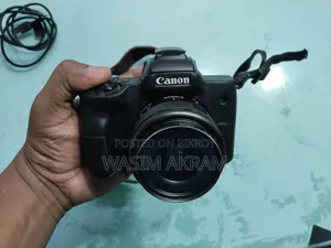 DSLR Camera EOS M50 Mark II
