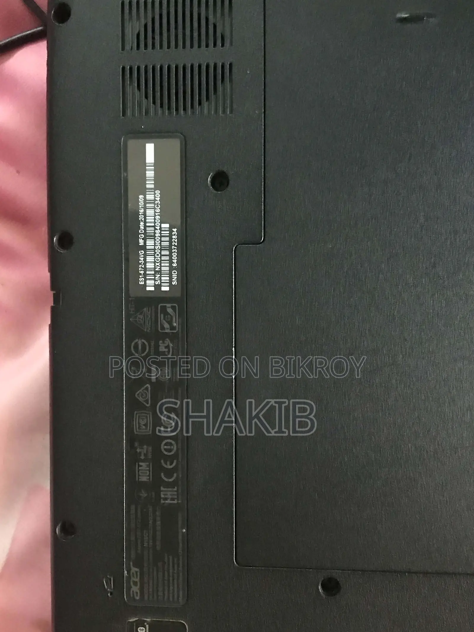 Laptop Acer Aspire ES1-572 4GB Intel Core i3 HDD 1TB