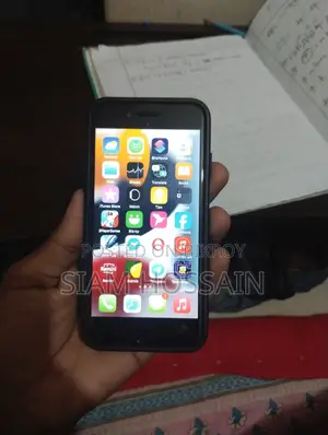 Apple iPhone 7 32 GB Black