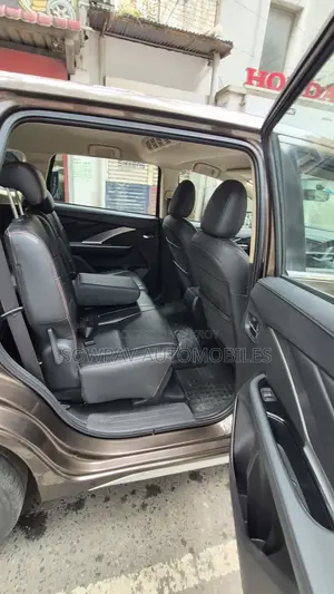 Mitsubishi Xpander 2020 Gray