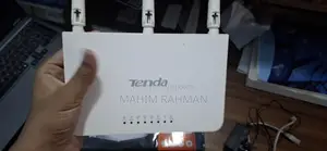 Tenda F3 Router