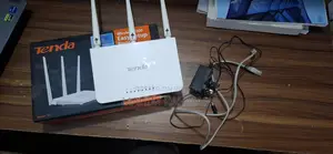 Tenda F3 Router