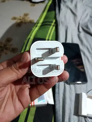 অ্যাপল অ্যাডাপ্টার