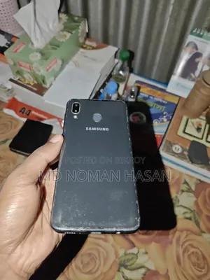 Samsung Galaxy A30 64 GB Gray