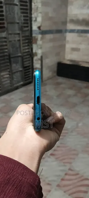 Infinix Hot 12 128 GB Blue