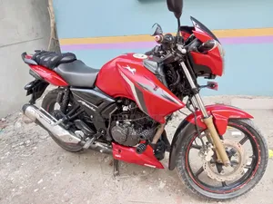 টিভিএস অ্যাপাচি আরটিআর ১৬০ ২ভি ২০১৮ রেড