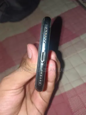 Apple iPhone X 64 GB Black