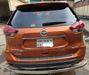 Nissan X-Trail 2.0 Hybrid AWD 2018 Orange