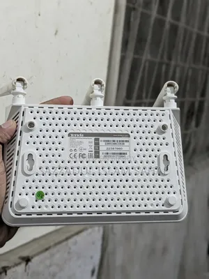 Tenda F3 Router