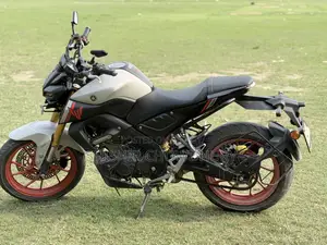Yamaha Crux 2023 White