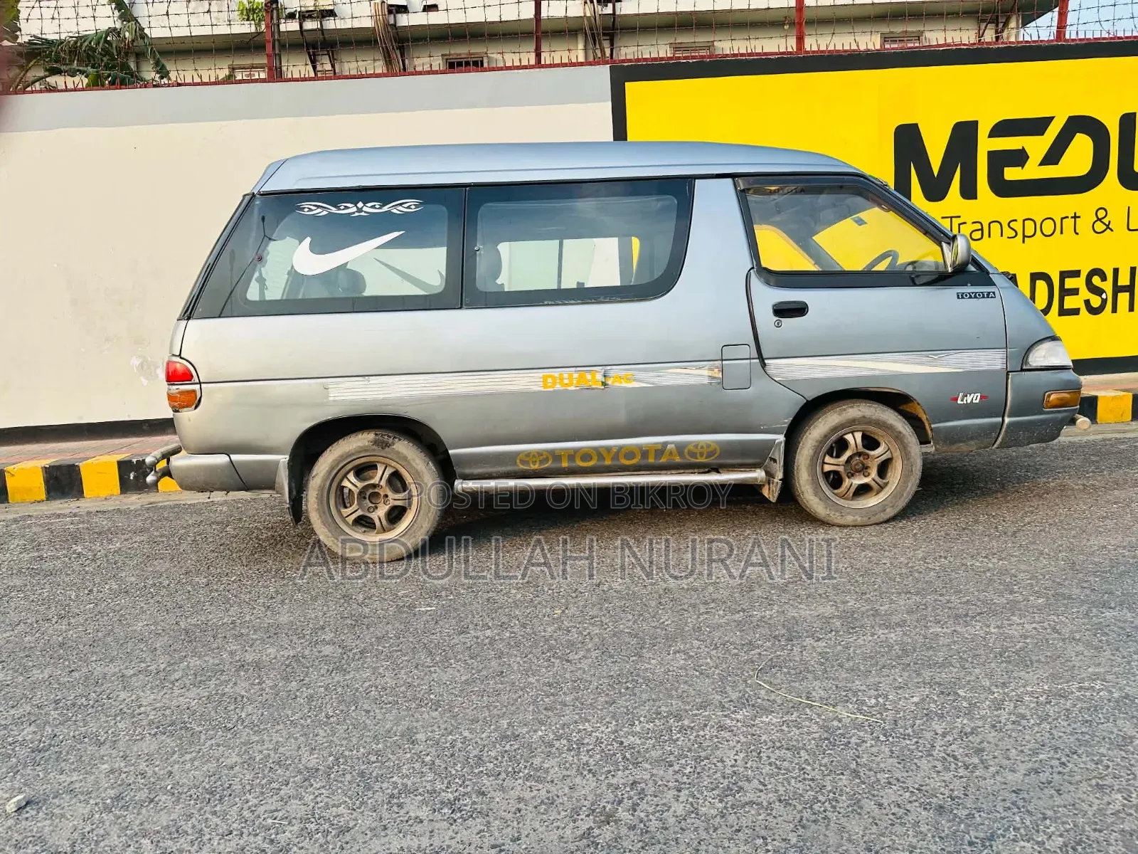 Toyota HiAce 1996 Silver