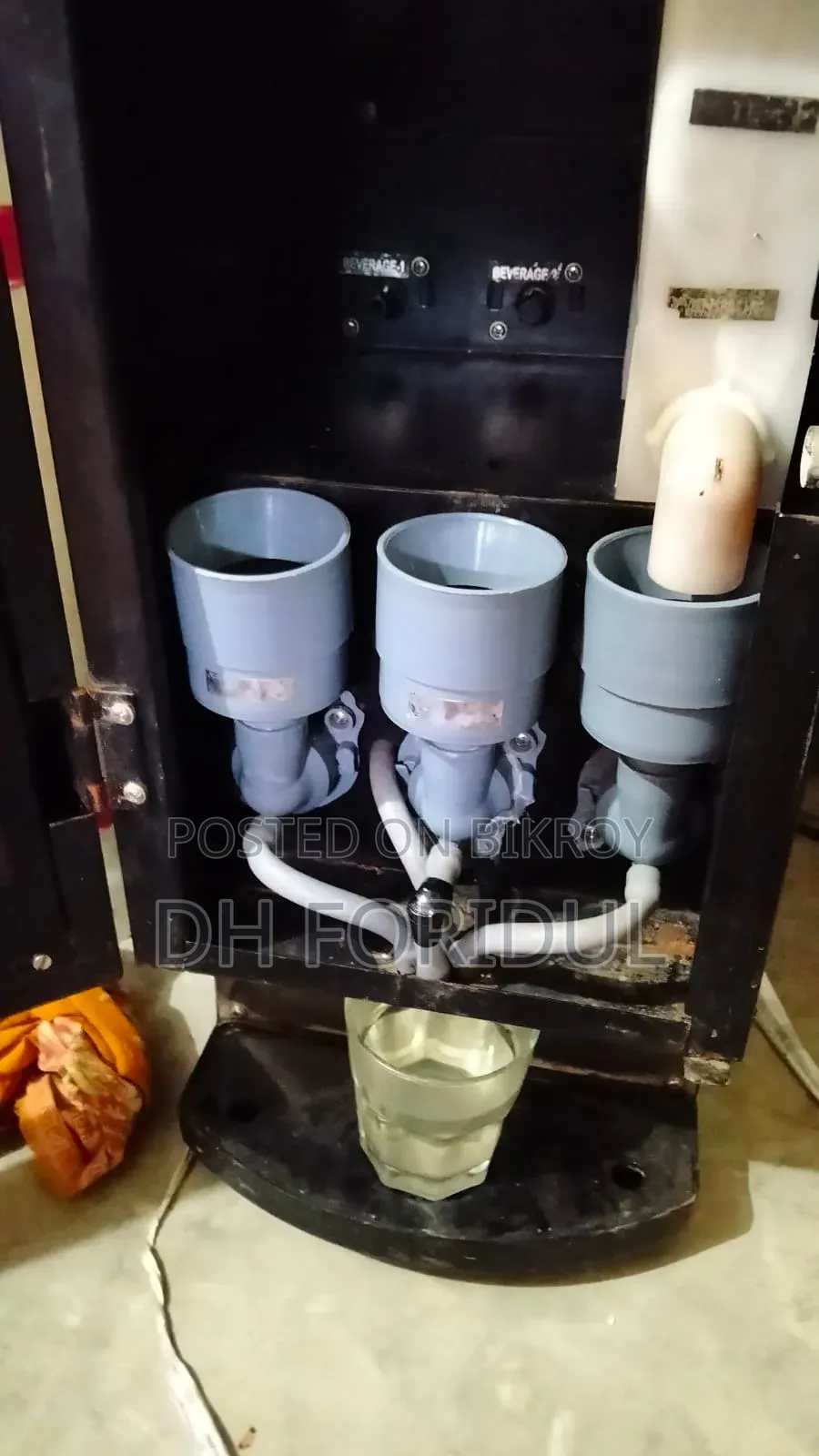 Used for 6 months, selling because I closed the shop