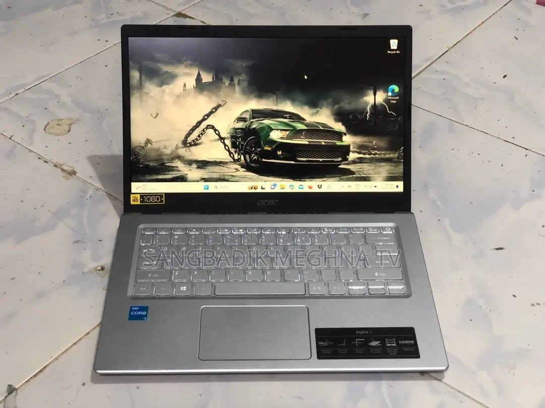 Laptop Acer 3GB Intel SSD 256GB