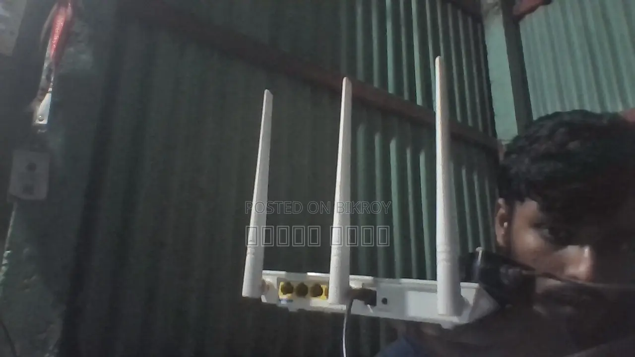ফুল ফ্রেশ টেন্ডা এফ৩ রাউটার
