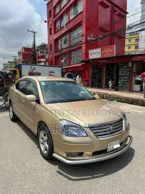 Toyota Premio 2004 Gold
