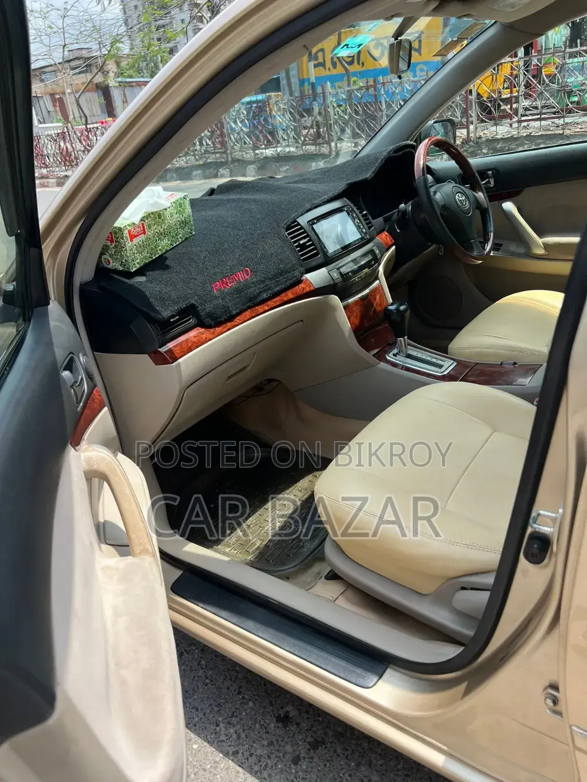 Toyota Premio 2004 Gold